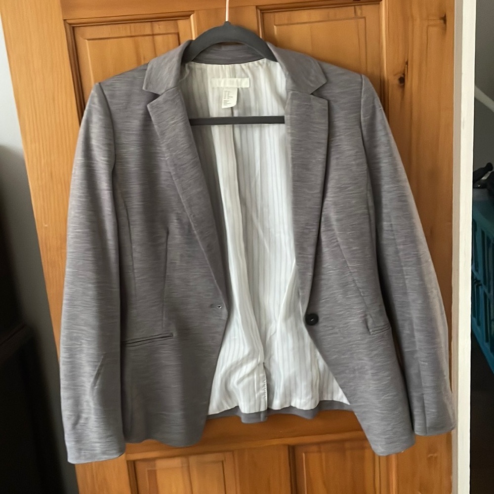 H&M Blazer - Picture 1 of 4